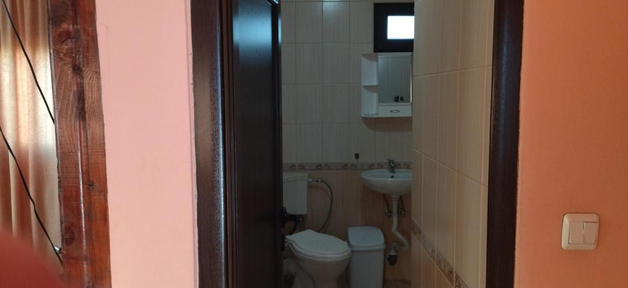 Guest House Ambrozia Kotel Ngoại thất bức ảnh