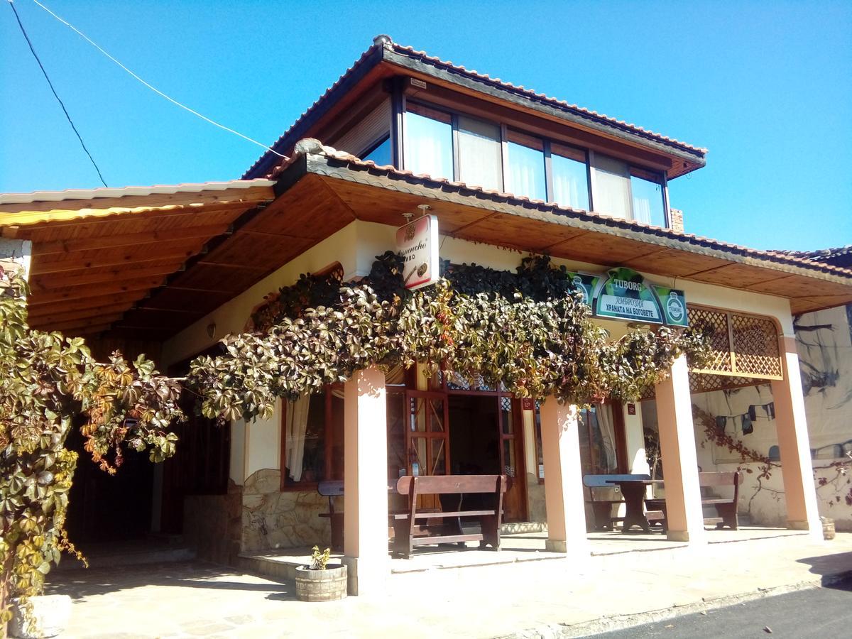 Guest House Ambrozia Kotel Ngoại thất bức ảnh